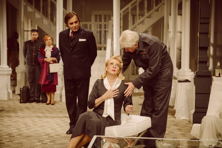 Jozef Vajda je dlhoročným členom SND. V hre Apartmán v hoteli Bristol. FOTO: Collavino