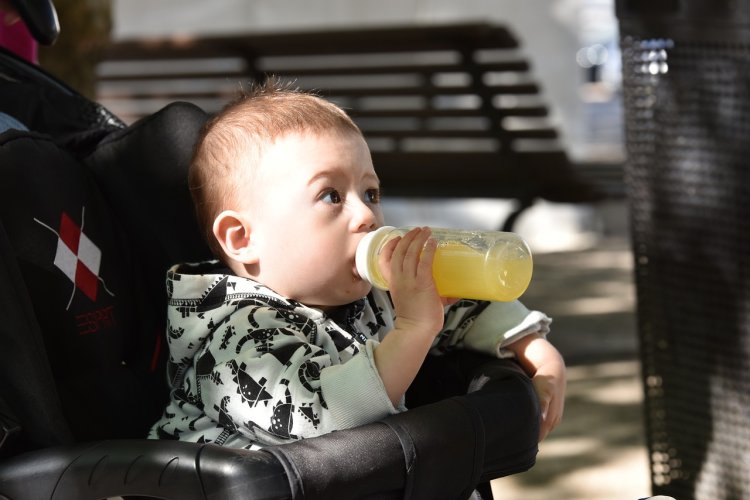 Deti, ktoré pijú viac ako 3 dcl džúsu denne, majú sklon k obezite. FOTO: Pixabay