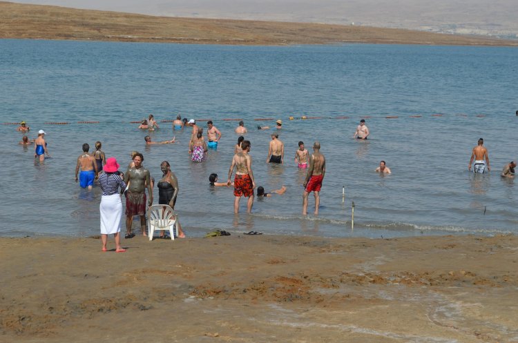 Najvhodnejšie na liečbu psoriázy je Mŕtve more so salinitou 10-násobne vyššou ako iné moria a s vysokým obsahom horečnatých solí. FOTO: Pixabay