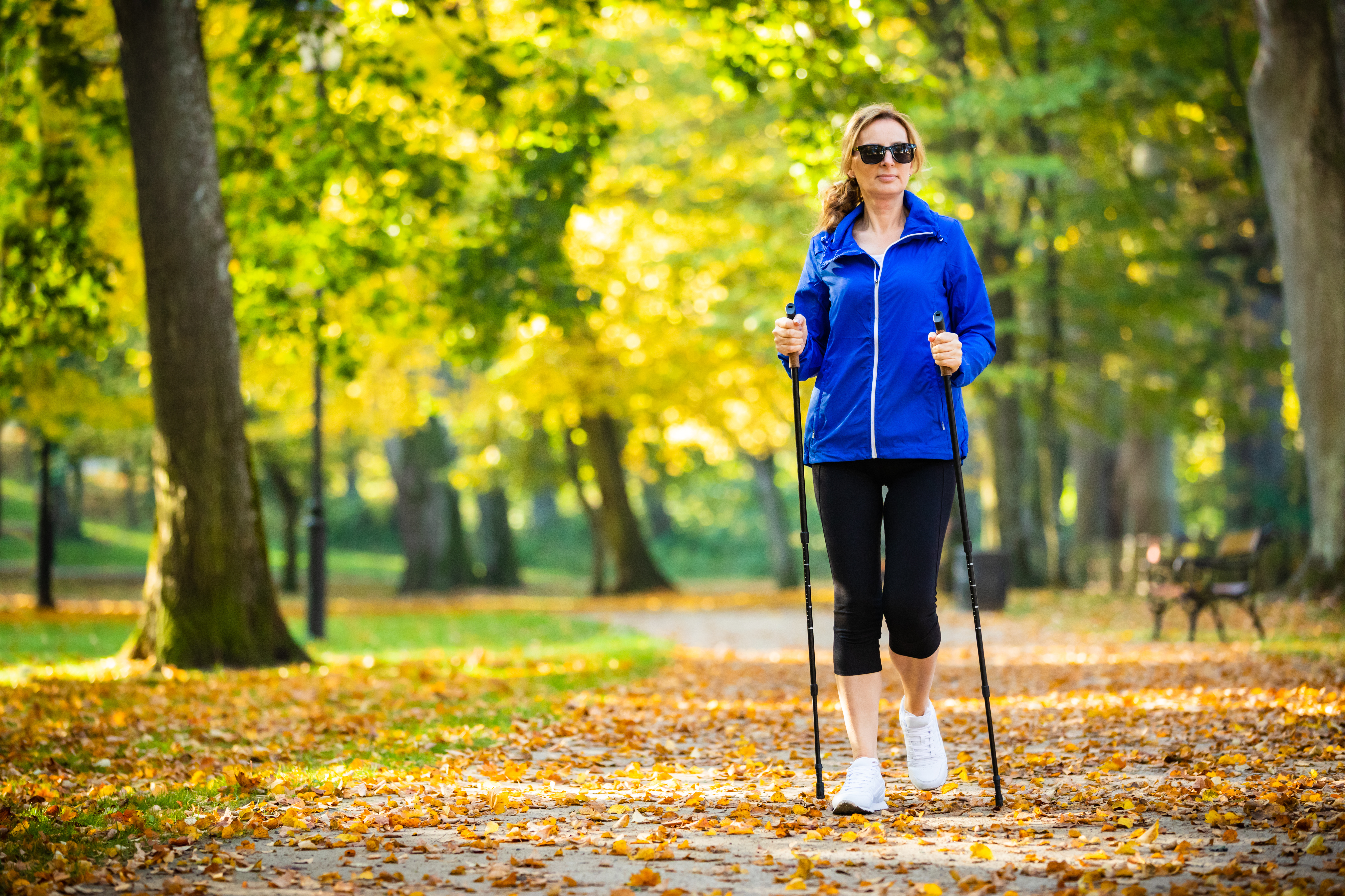 Správne zvolená pohybová aktivita je prospešná aj pre naše kosti. FOTO: Adobe Stock