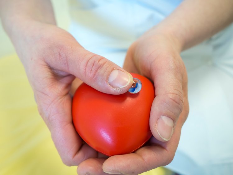 Samovyšetrenie semenníkov? Vyskúšajte to napríklad v sprche. FOTO: preventivne.sk