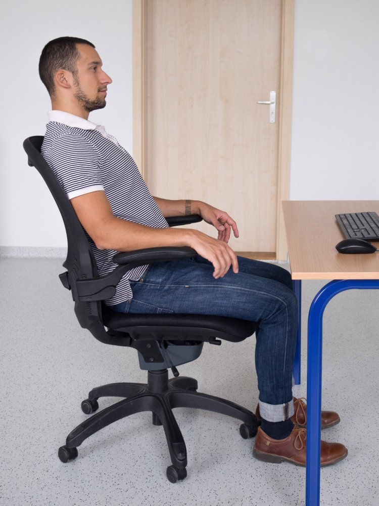 Výber dobrej ergonomickej stoličky je celá veda. FOTO: www.preventivne.sk